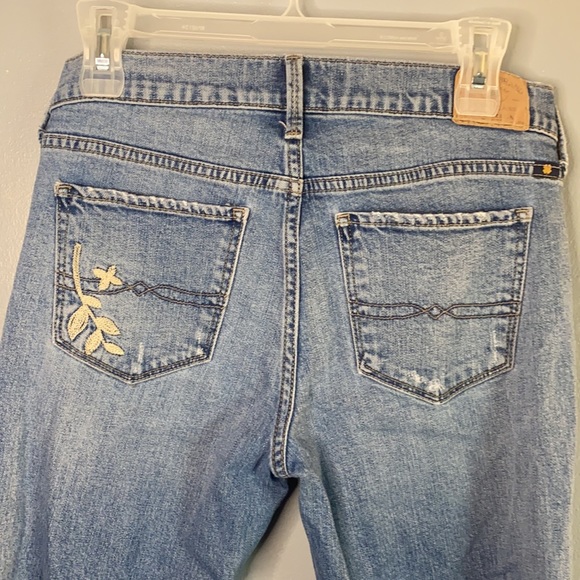 Lucky Brand | Blue Light Wash Charlie Skinny Denim Jeans | Size 4 27” waist - Picture 12 of 15